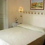 Otel Aricia