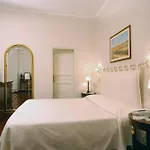 Aricia Otel