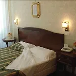 Aricia Otel 3*