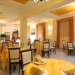 Otel Aricia 3*