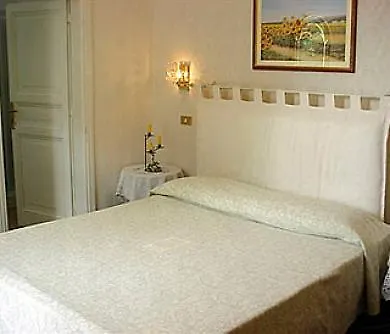 Hotel Aricia