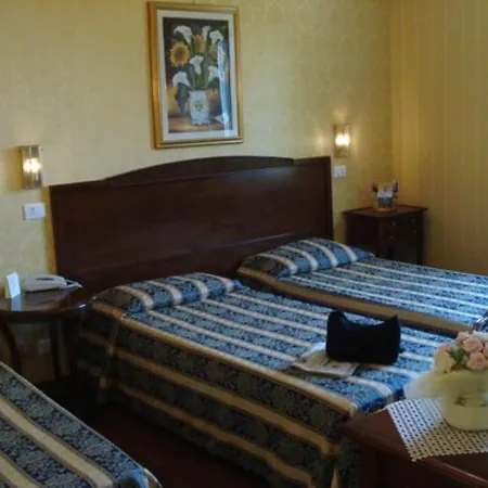 Aricia Hotel 3*