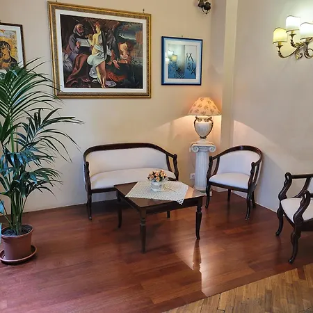 Aricia Otel