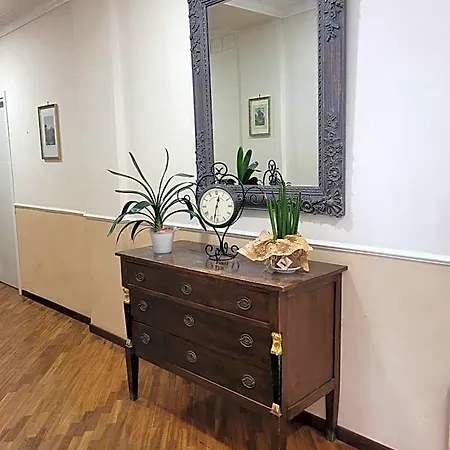 Отель Aricia 3*